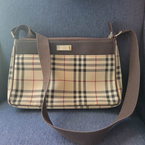 Burberry Bag - Picture 1 of 10